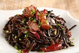 干豆角怎么做？很多人第一步就做错了，学会这样做，开胃又下饭图片