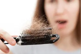 脱发与频繁洗头真的有关系吗？脱发怎么选洗发水？图片