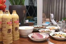 青啤原浆抢“鲜”记图片