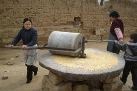 作家在线|孙会昌：石碾图片