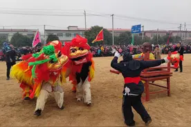 许昌市建安区霍庄村：社火民俗表演酣图片