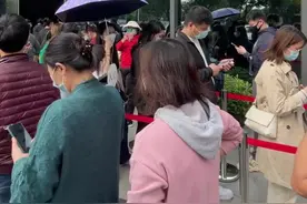 IN视频｜在深圳，港澳通行证续签自助办理到底有多快图片