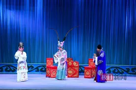 湖北古老剧种首进央视展示，演绎《三国演义》故事，期待“一鸣惊人”图片