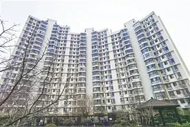 别人家的小区！每户发500元！钱都来自小区的公共收益图片