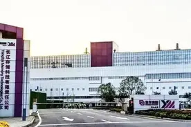 传：长江存储大幅削减设备订单，北方华创遭砍单70% ！图片