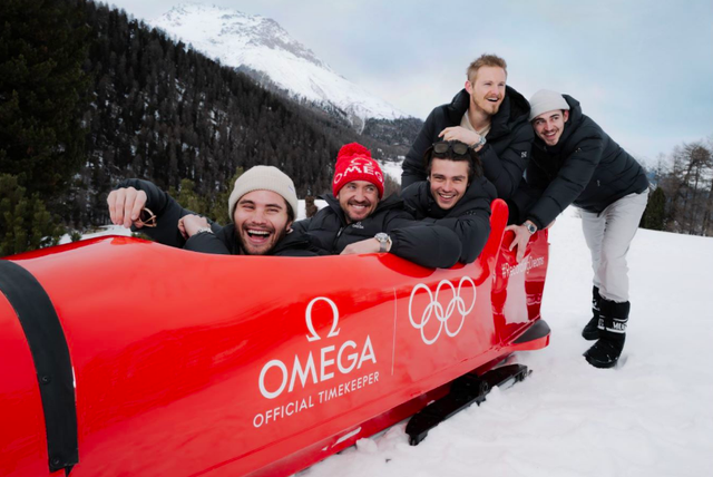 ��ʱ�ˣ�������ʱ����ռ����  ŷ����ЯȺ�������ж�ѩ����Ŀ