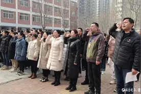 东昌府区光明小学举行教师宣誓活动图片