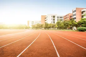 备受关注！今年体育中考是否取消长跑？图片