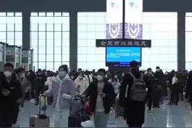 动车还有“调音师”！揭秘铁路旅途“好声音”的守护者图片