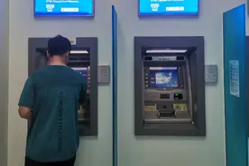 银行卡为什么会被ATM吞？今天总算清楚了，早些提示家人图片