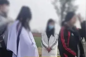 学校何必对“一头秀发”耿耿于怀？| 新京报快评图片