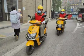 电力“快递”送上门，湖北松滋“小黄车”派上大用场图片