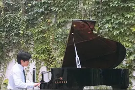 赏乐｜90后四川籍青年钢琴家梁辰 从“音乐之都”登顶国际音乐殿堂图片