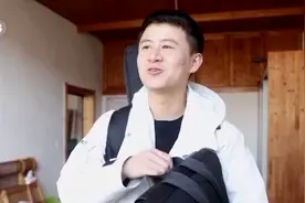 带着妈妈“唱”游中国 汪明辉：不必彷徨，守护着妈妈的梦乡图片