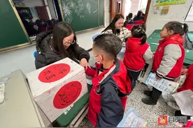 探访自贡小学低段教育教学质量检测：“玩”出“双减”落地效果图片