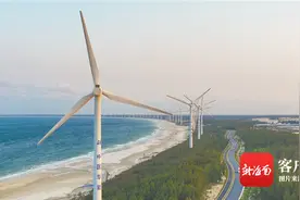 文昌木兰湾：沿海好“风”光图片