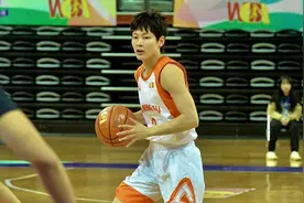 WNBA再添中国球员！女篮国手杨力维加盟洛杉矶火花图片