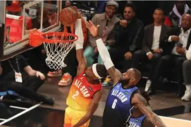 亚历山大：很荣幸与世界上水平最高的球员一起比赛图片