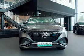 纯电豪华新旗舰，奔驰全新EQS纯电SUV到店实拍图片