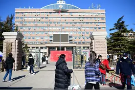 探访中传艺考现场：时隔三年从“云端”落地，复试有这些变化图片