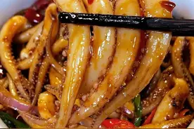 铁板鱿鱼这么做秒杀路边摊，做少了不够吃！图片