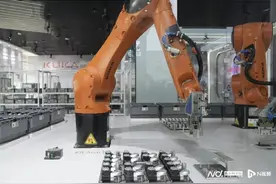 机器人自造工厂：机器人运送、分发药品珠宝保密文档，妥了！图片