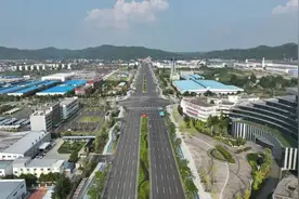 “锂想”开花 四川射洪经开区：用一条“锂链”撬动千亿产业图片