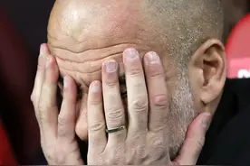 全场比赛不换人，瓜迪奥拉走向另一个极端：啥事都不干图片