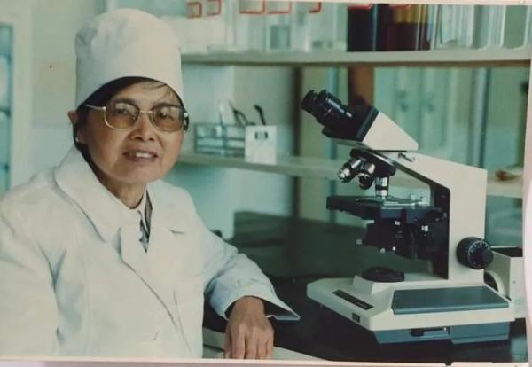 "面对《新闻晨报》抛来的采访邀约,朱锦沁很直白地回应记者.