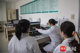 镇江11岁女孩被切卵巢输卵管生育能力受影响
专家警示：孩子腹痛别大意！图片