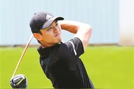 从泳池到高尔夫赛场 宁泽涛完成职业转身图片