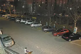 无语！明明显示有空闲充电桩，开车过去却扑了个空！咋回事？图片