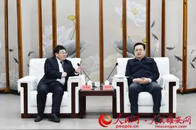 张国华与航天宏图信息技术股份有限公司董事长王宇翔一行举行工作座谈图片