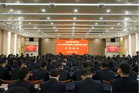 上海监狱新警培训的“十二时辰”图片