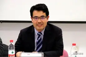 赵云泽、张玲 | 社交媒体中的数字情绪传播研究图片