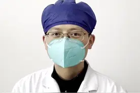 高中生头发大把掉，原来跟这些因素有关！图片