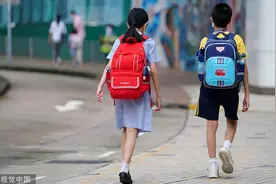 学童人数下降困扰香港中小学，港媒：须从生源入手，增加学童人数图片