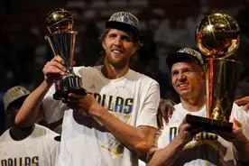 卡莱尔：能执教诺维茨基的巅峰是我生涯中最大的幸运图片