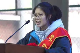 “高考誓师女孩”网暴账号被封  但还远远不够|九派时评图片