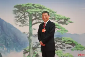 全国人大代表赵皖平呼吁严打猫狗屠宰销售：建议对非法从事猫狗肉经营者追究刑责图片