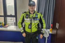 寻亲30年无果，男子选择找杭州交警试试看…1小时后，奇迹发生了！图片