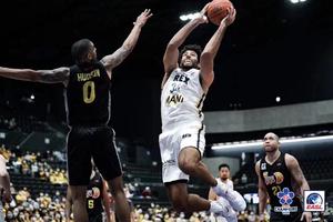 东超冠军周揭幕，东道主球队先声夺人图