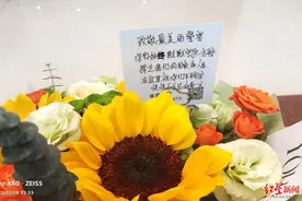 陕西父子到四川打工后失散，27年后儿子意外接到电话：父亲找到了！图片