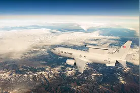 美国空军与波音签订合同，将购26架E-7A图片