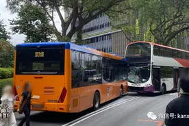新加坡降雨超20小时！全岛事故频发，错把泳池当停车位……图片