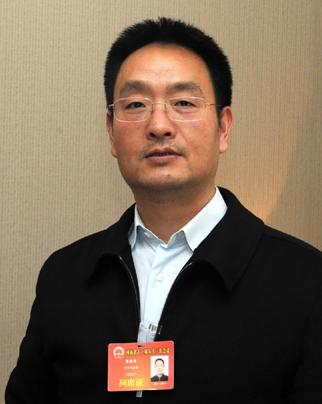 代表建议实行城乡无差别化养老政策