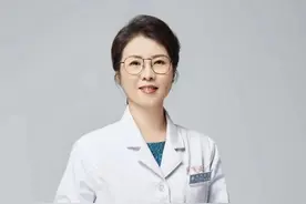 简单高效！学会这2个动作，坐着也能锻炼身体！图片