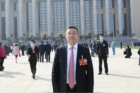 新委员新风采⑪李为民：建议低剂量螺旋CT肺癌筛查纳入医保报销图片