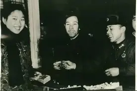 今日致敬！60年了，“雷锋”还在捐款图片