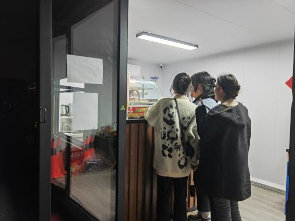 上海首家文旅融合汽车影院满月：感觉良好，不缺烦恼